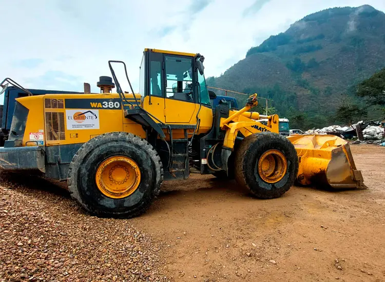 Cargador Frontal Komatsu WA 380-6